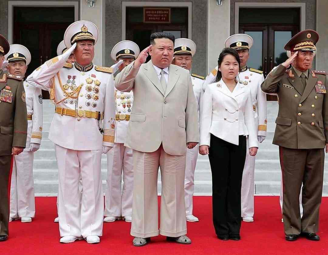 Gang bosses” – Kim Jong Un