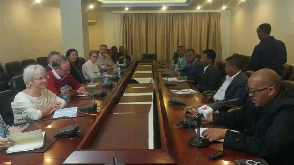 Photo 2024 11 11 18 18 05